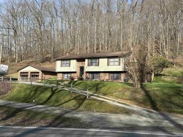 344 Harpertown Road, Elkins, WV 26241