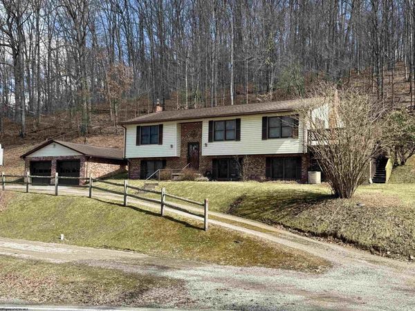 344 Harpertown Road, Elkins, WV 26241