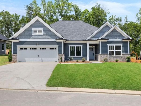 11589 Herons Haven Drive, Soddy Daisy, TN 37379