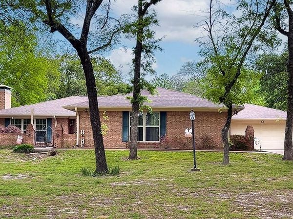 211 Trail Ridge Road , Athens, TX 75751