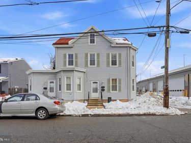 250 WASHINGTON STREET, MORRISVILLE, PA 19067