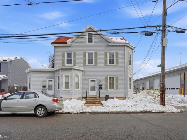 250 WASHINGTON STREET, MORRISVILLE, PA 19067