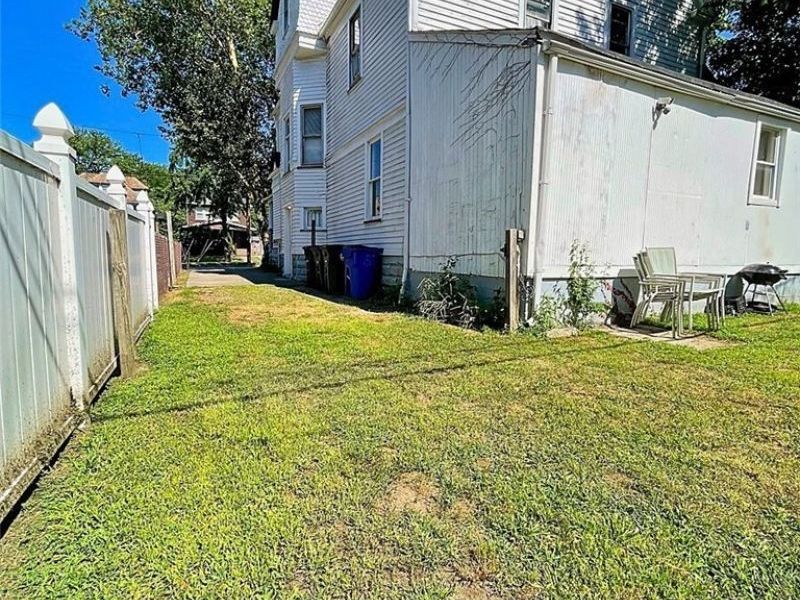 554 Eddy Road, Cleveland, OH 44108 Photo 12