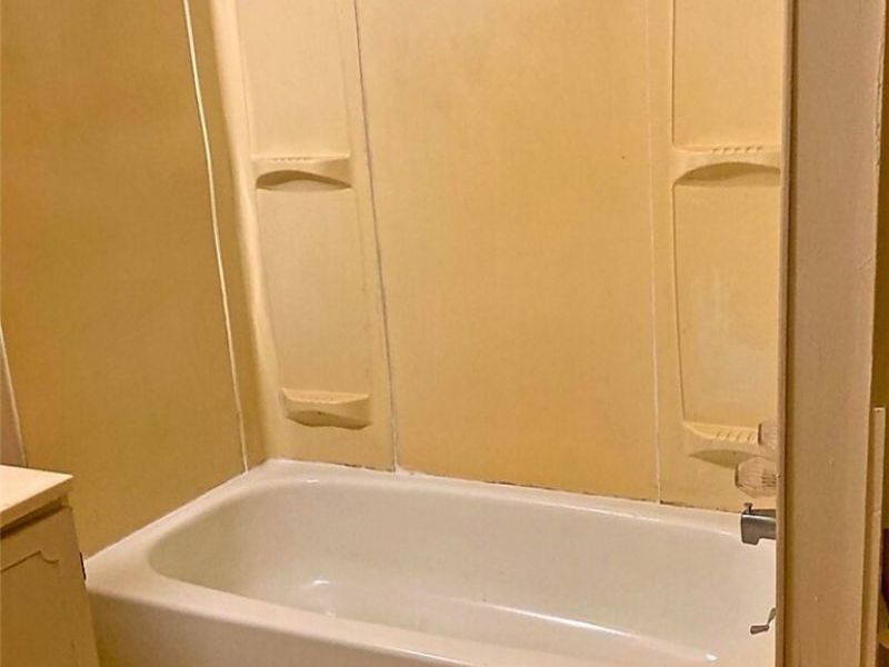 554 Eddy Road, Cleveland, OH 44108 Photo 26