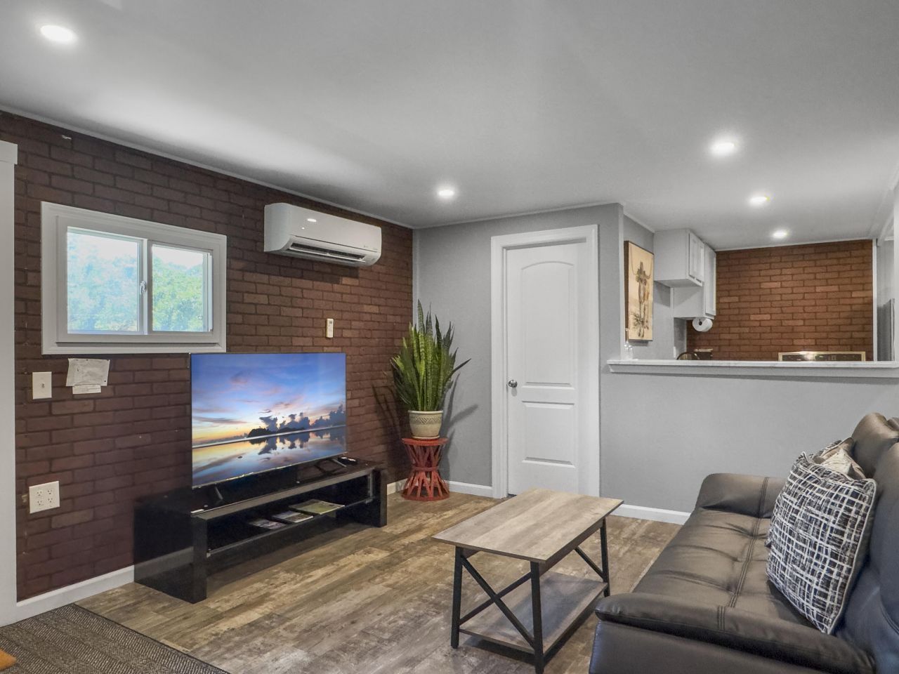 163 Keans Neck Road Photo 24