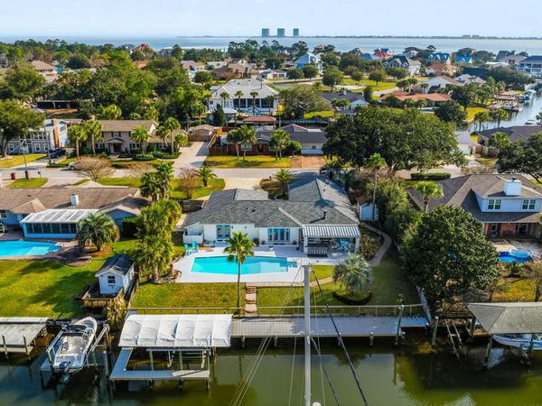 961 Aquamarine Drive, Gulf Breeze, FL 32563