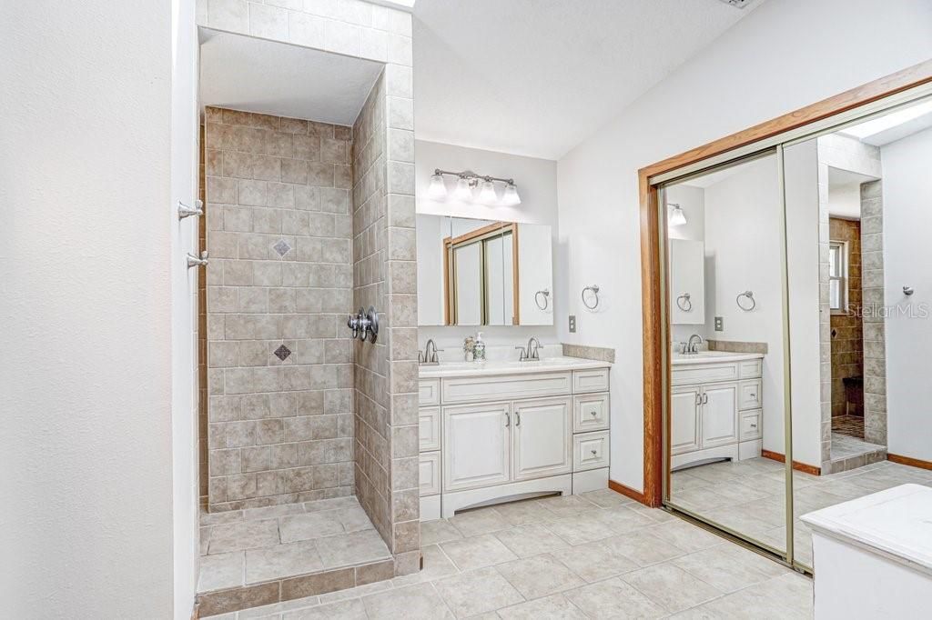 12508 Twin Branch Acres Road, Tampa, FL 33626 Photo