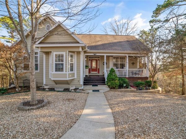 15 Penwith Lane, Bella Vista, AR 72714