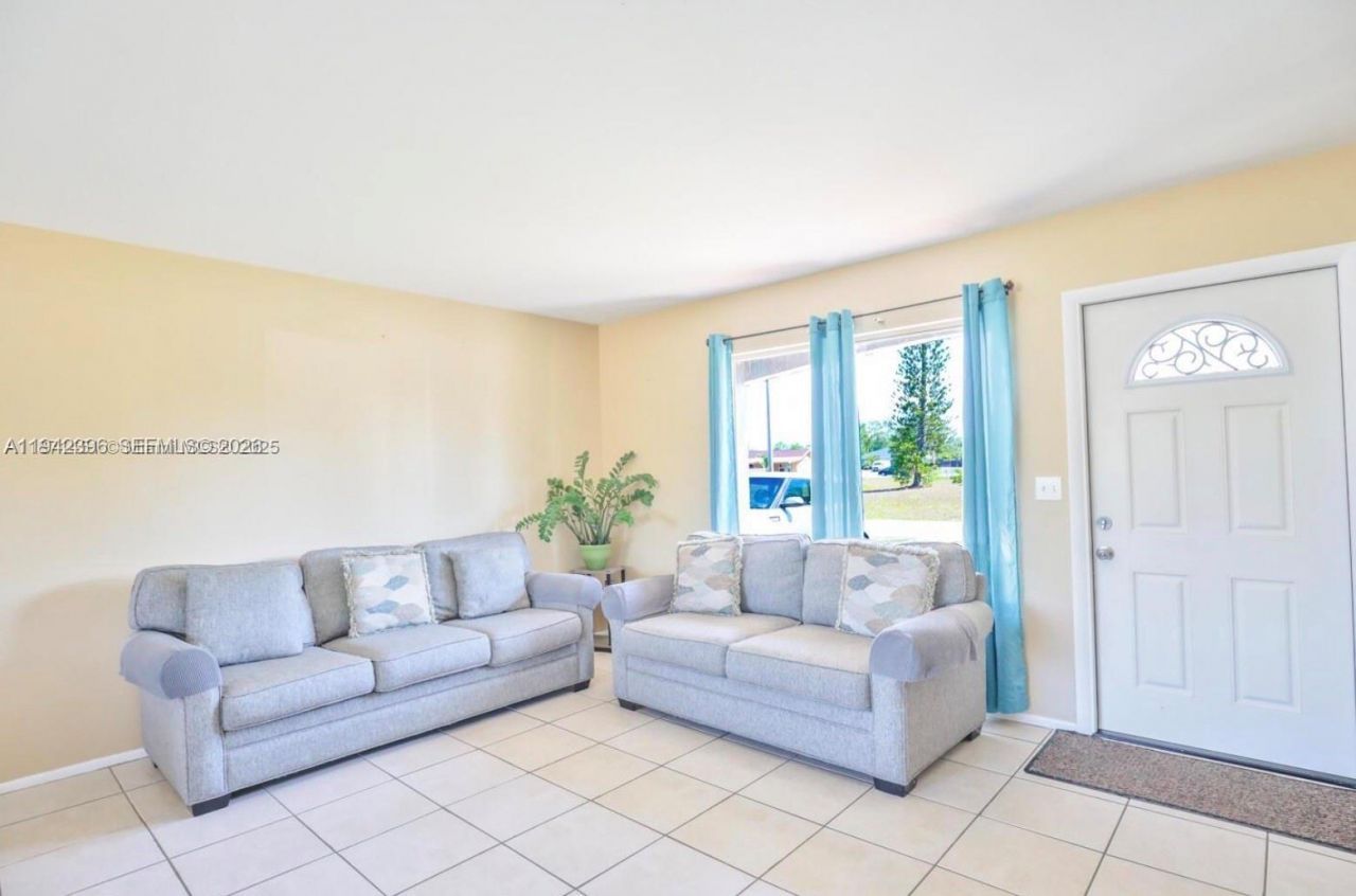 250 SW Homeland Rd, Port Saint Lucie, FL 34953 Photo