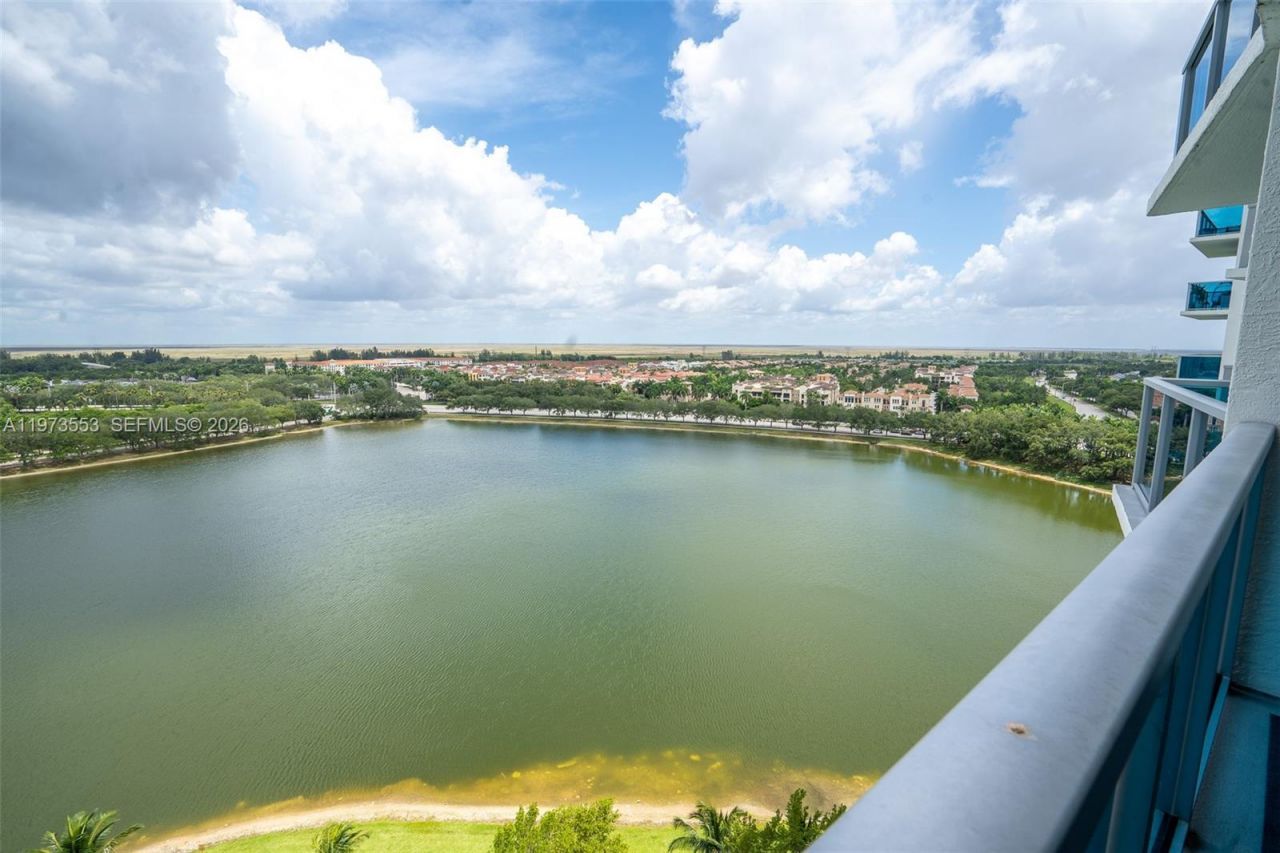 2641 N Flamingo Rd, Unit 1603N, Sunrise, FL 33323 Photo