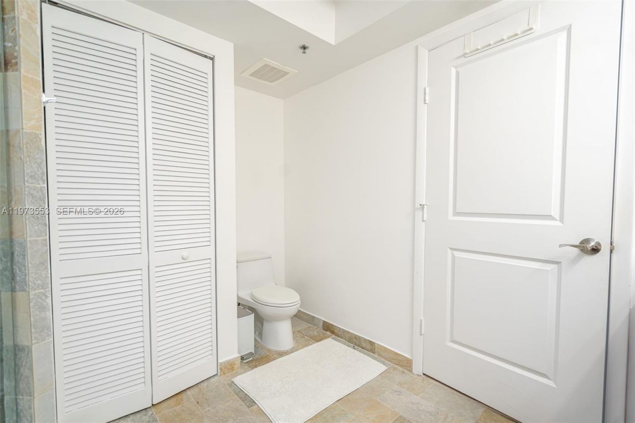 2641 N Flamingo Rd, Unit 1603N, Sunrise, FL 33323 Photo