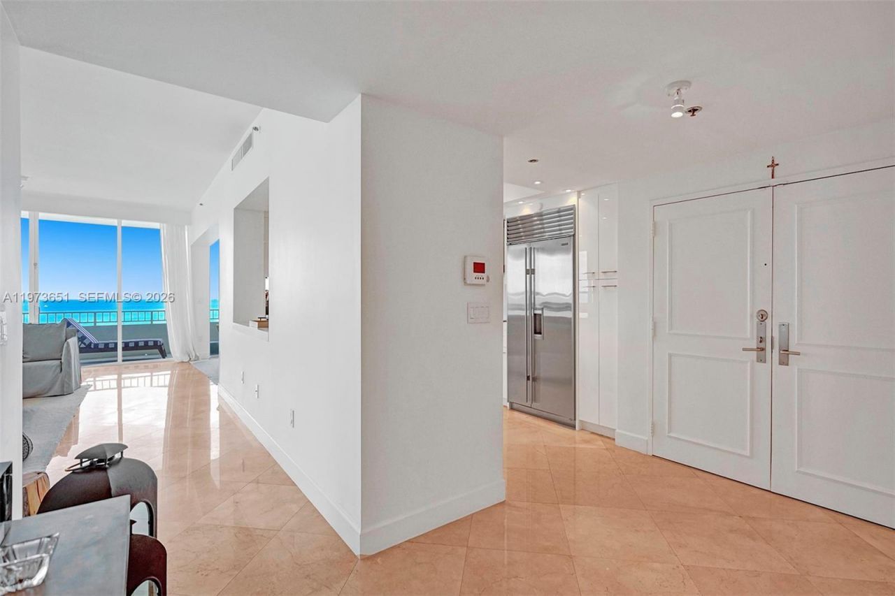 10205 Collins Ave , Unit P8, Bal Harbour, FL 33154 Photo