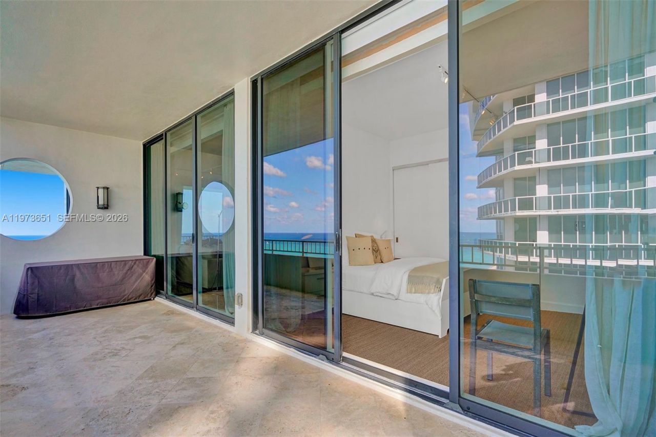 10205 Collins Ave , Unit P8, Bal Harbour, FL 33154 Photo