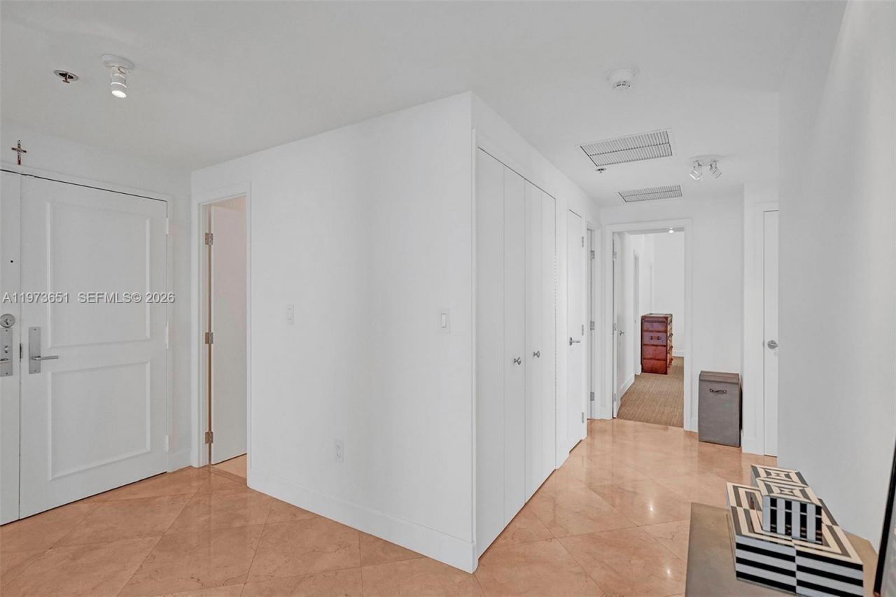 10205 Collins Ave , Unit P8, Bal Harbour, FL 33154 Photo