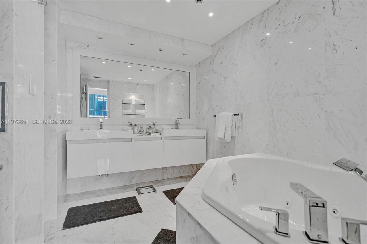 10205 Collins Ave , Unit P8, Bal Harbour, FL 33154 Photo