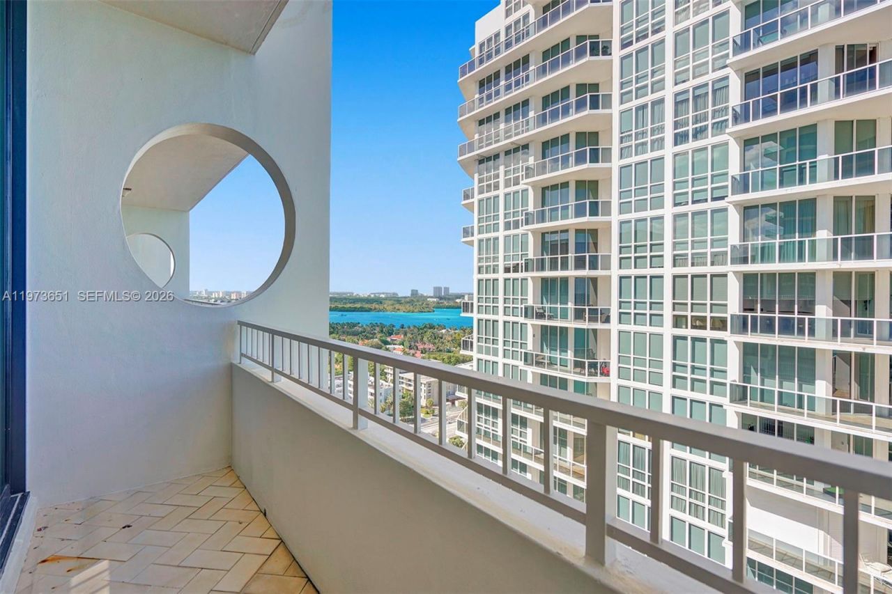 10205 Collins Ave , Unit P8, Bal Harbour, FL 33154 Photo