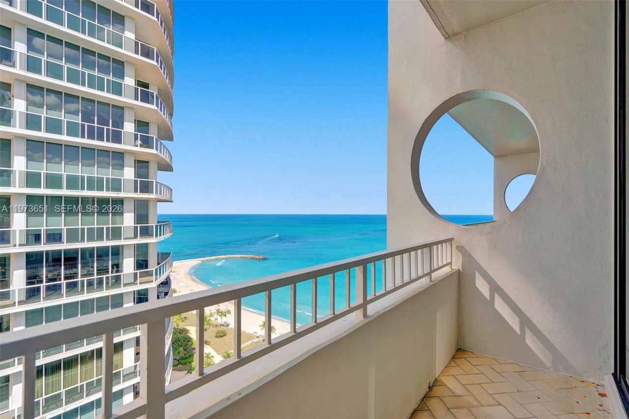10205 Collins Ave , Unit P8, Bal Harbour, FL 33154 Photo