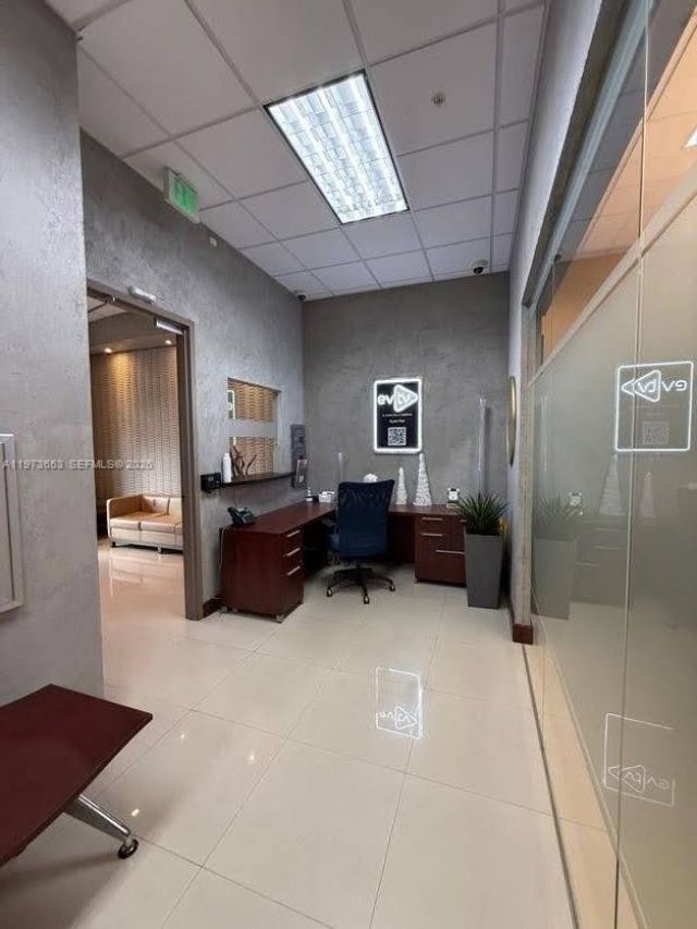 7620 NW 25th St, Unit 5, Miami, FL 33122 Photo