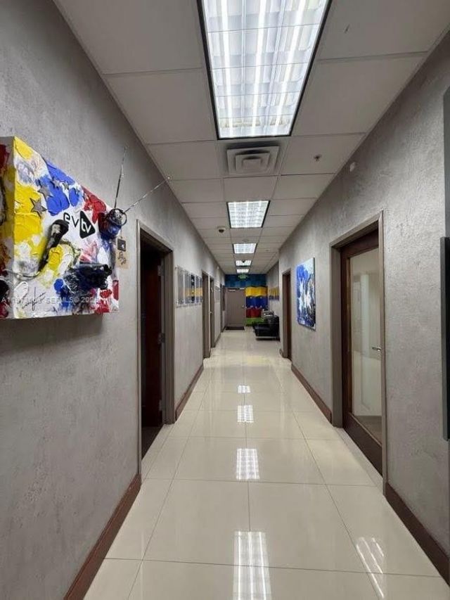 7620 NW 25th St, Unit 5, Miami, FL 33122 Photo