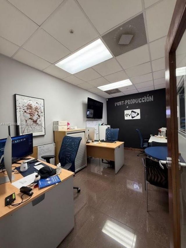 7620 NW 25th St, Unit 5, Miami, FL 33122 Photo