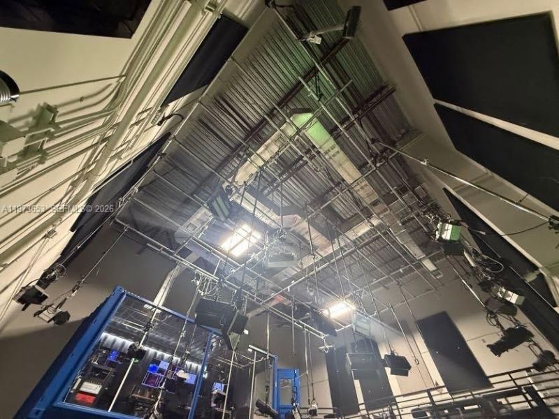 7620 NW 25th St, Unit 5, Miami, FL 33122 Photo