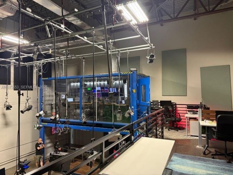 7620 NW 25th St, Unit 5, Miami, FL 33122 Photo