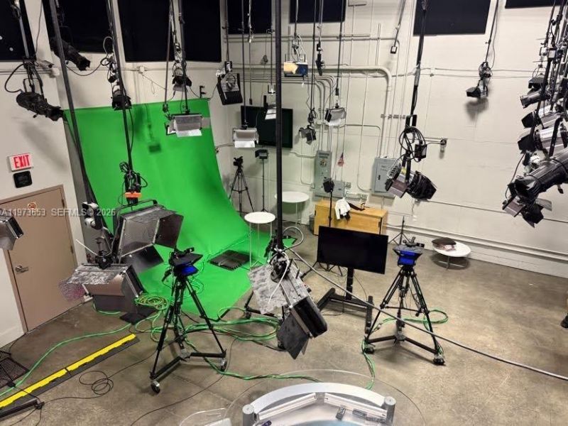 7620 NW 25th St, Unit 5, Miami, FL 33122 Photo