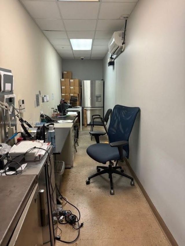 7620 NW 25th St, Unit 5, Miami, FL 33122 Photo