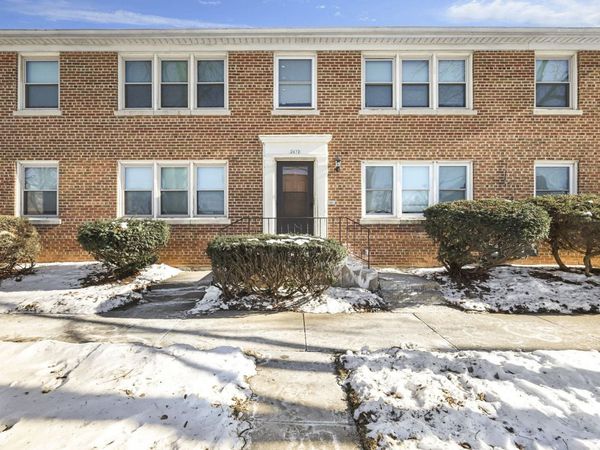 2672 N 67th Street, Wauwatosa, WI 53210