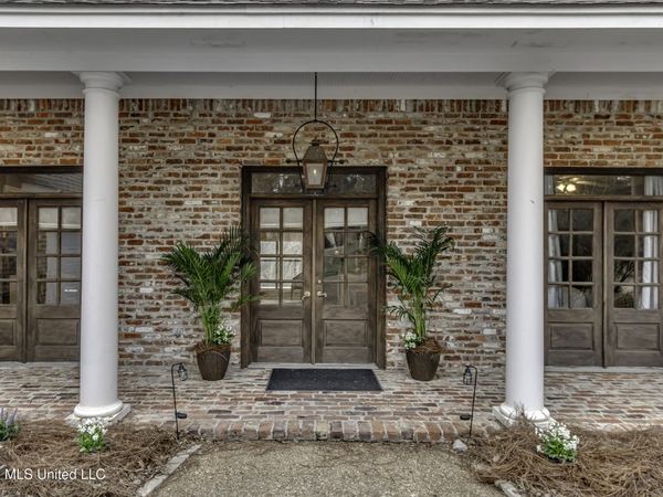 140 Whisper Lake Boulevard, Madison, MS 39110