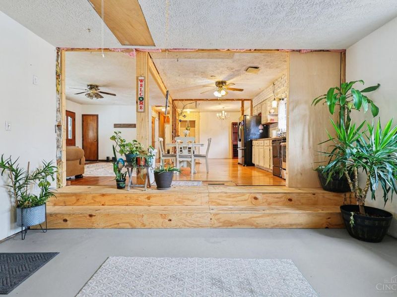 7869 Dubois Rd., Franklin Twp, OH 45005 Photo 5