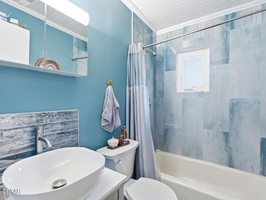 Property Image 128