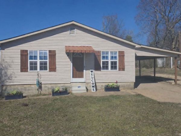 5105 WALCOTT Road, Paragould, AR 72450