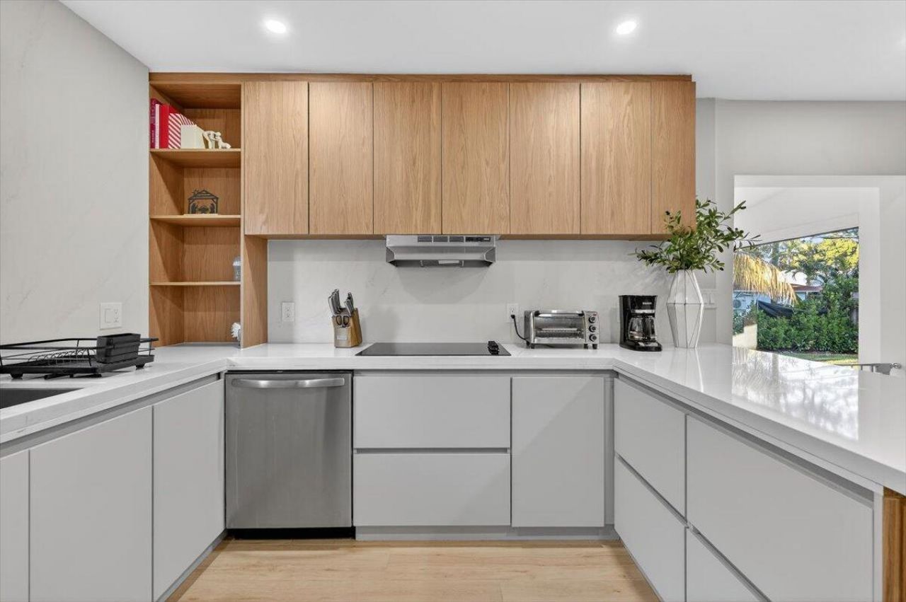 2601 SW 26th Lane, Miami, FL 33133 Photo