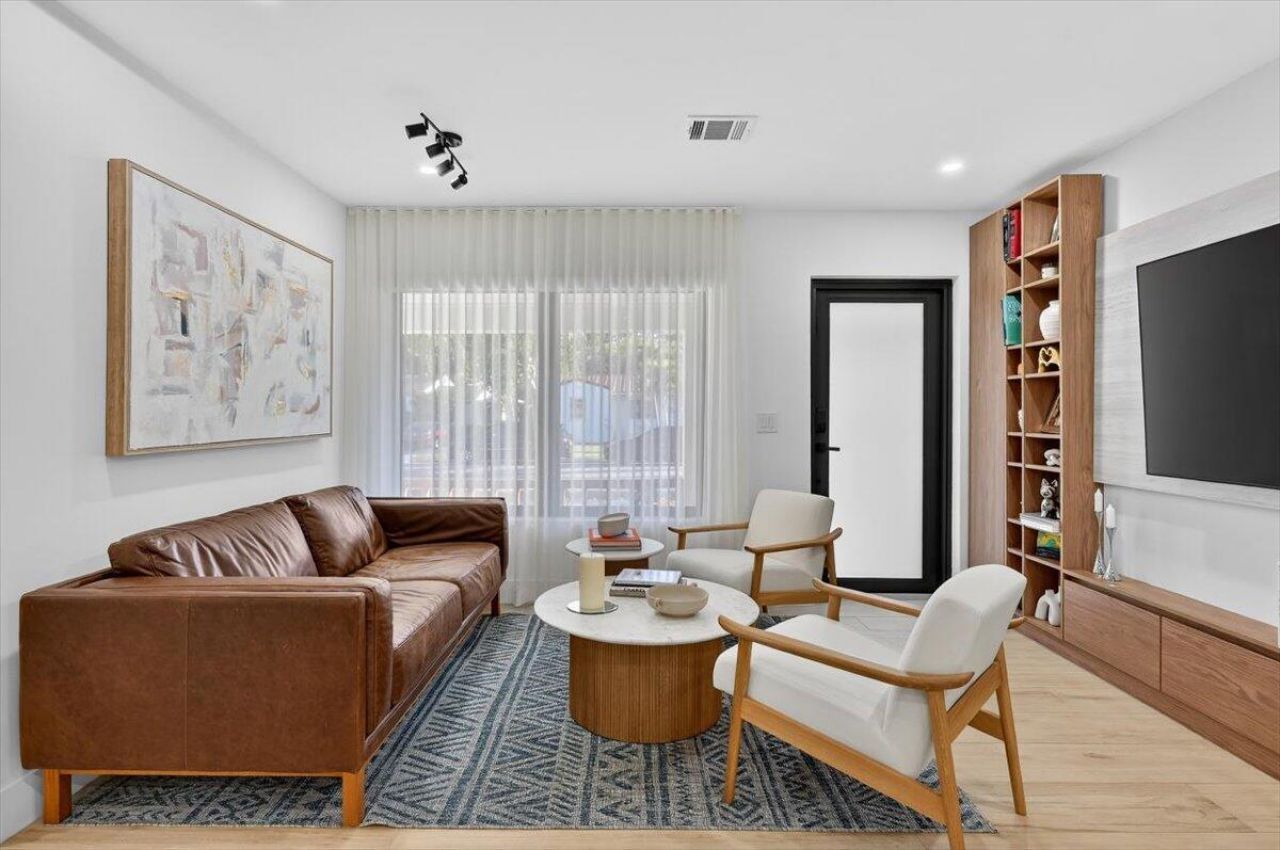 2601 SW 26th Lane, Miami, FL 33133 Photo