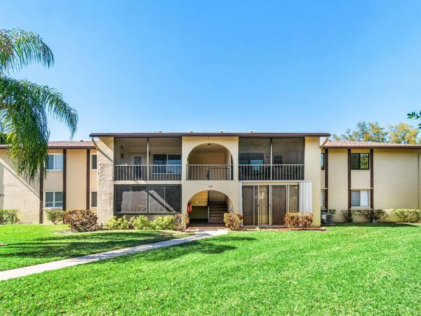 322 Pine Ridge Circle, Unit A-2, Greenacres, FL 33463