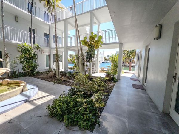 2430 NE 135th Street, Unit 302, North Miami, FL 33181