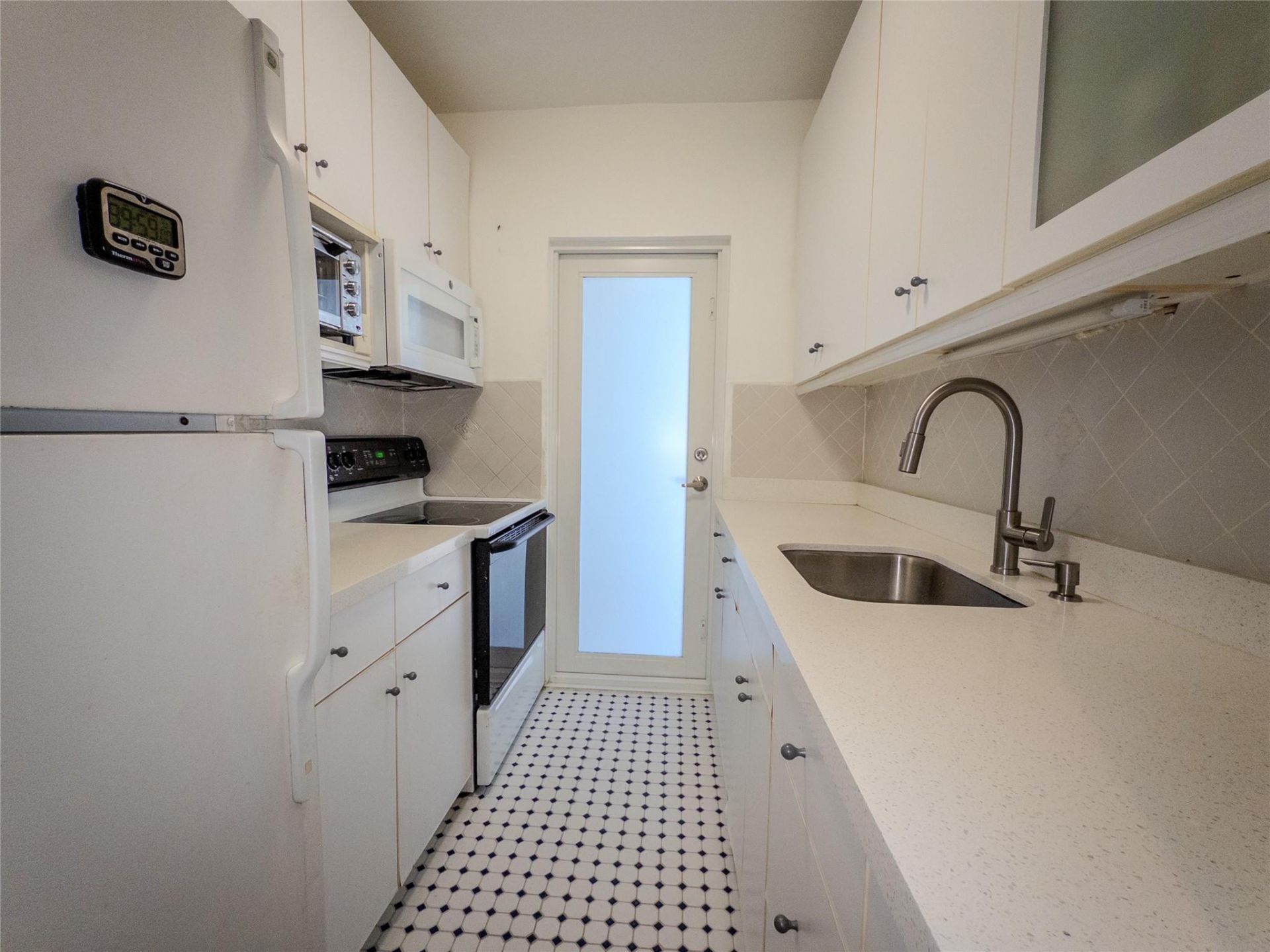 2430 NE 135th Street, Unit 302, North Miami, FL 33181 Photo