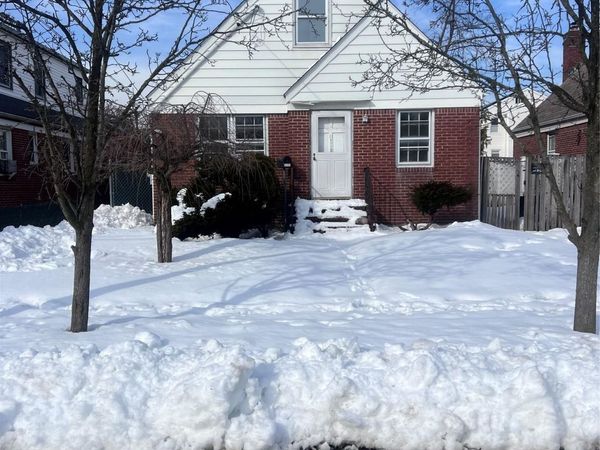 1132 Norbay Street , Franklin Square, NY 11010