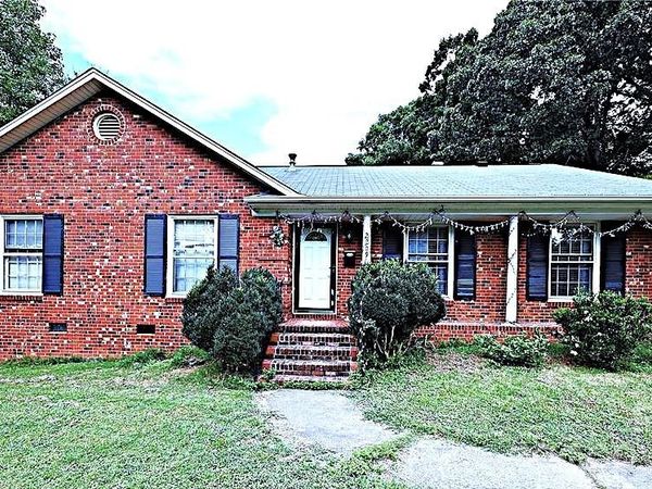 2209 Laura Drive, Charlotte, NC 28212
