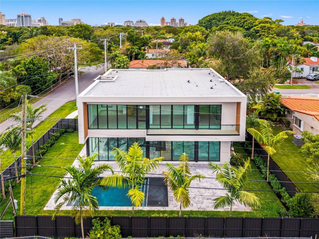 4401 SW 14th St, Miami, FL 33134 Photo