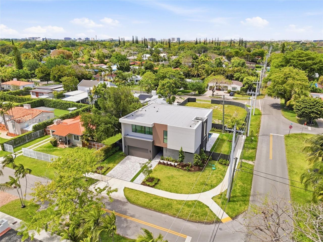 4401 SW 14th St, Miami, FL 33134 Photo