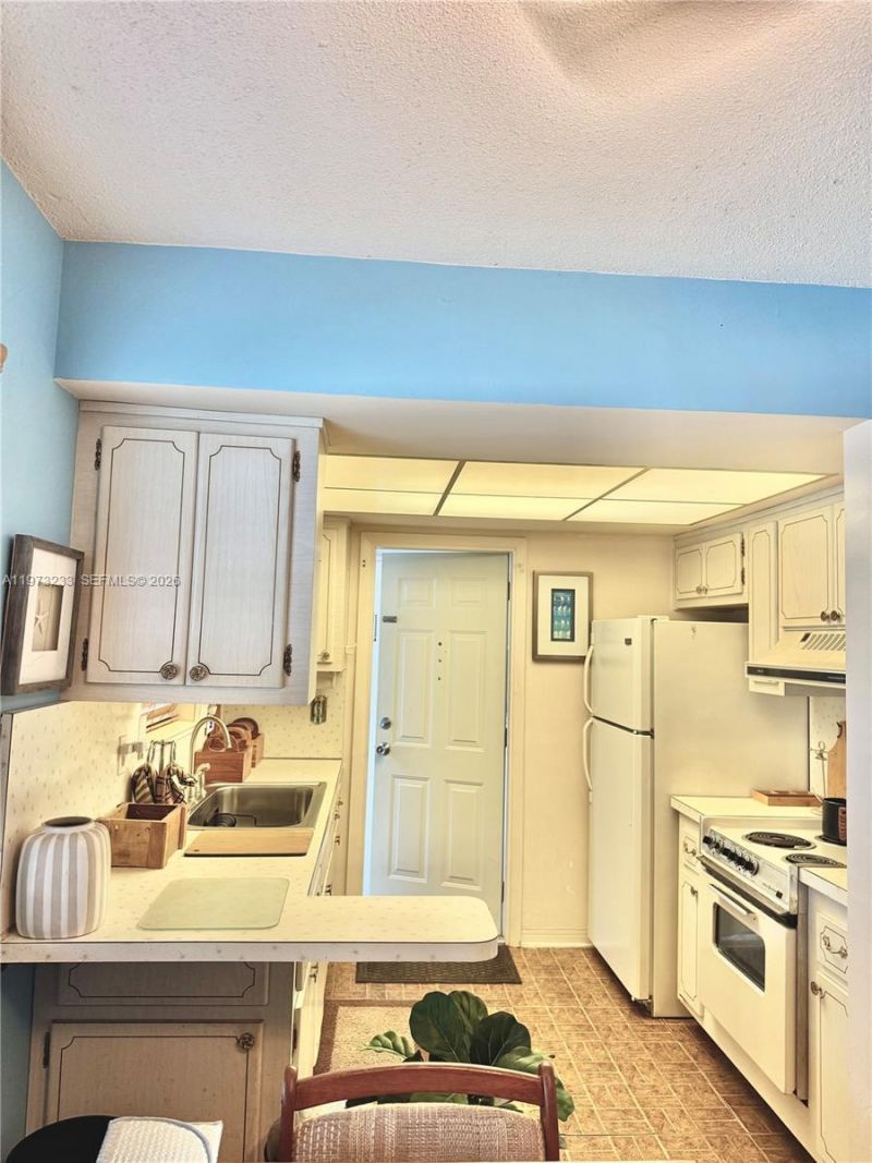 3500 Harrison St , Unit 7, Hollywood, FL 33021 Photo