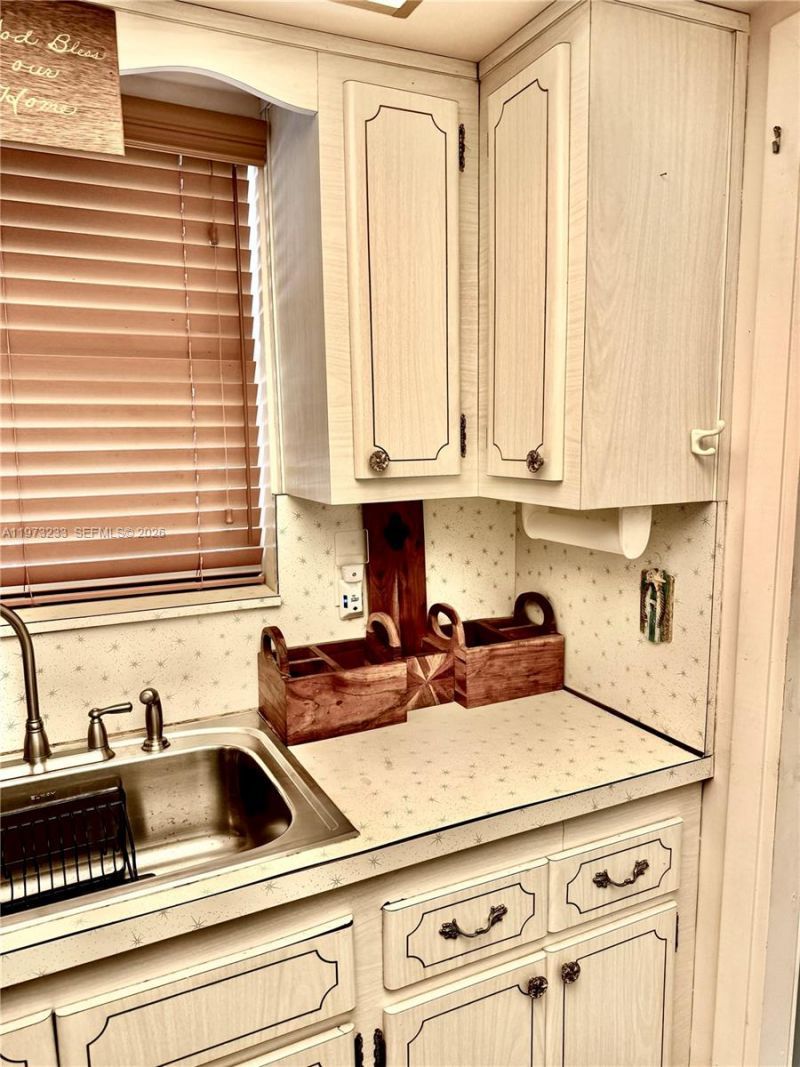 3500 Harrison St , Unit 7, Hollywood, FL 33021 Photo