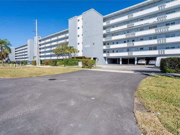 1445 Atlantic Shores Blvd , Unit 210, Hallandale Beach, FL 33009