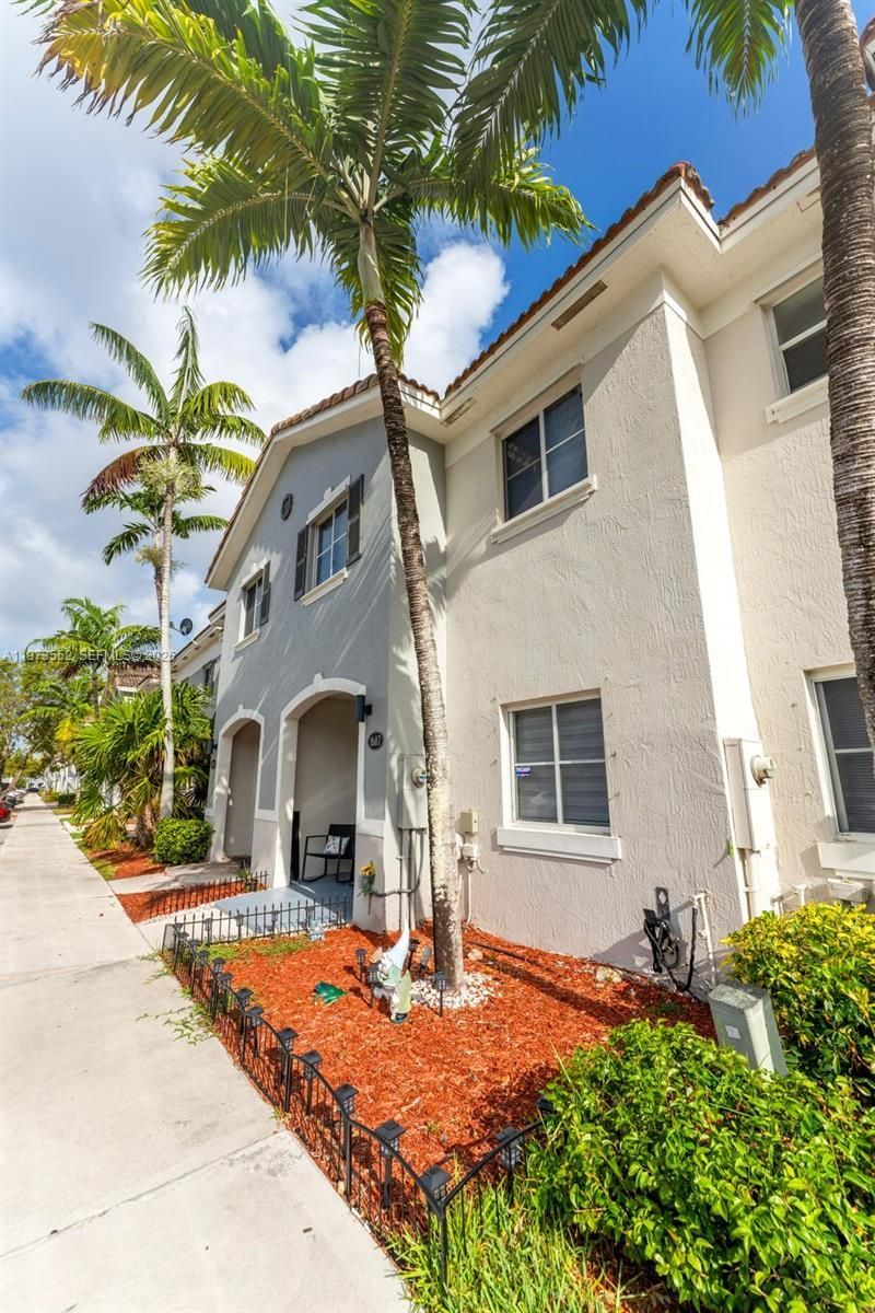 1687 SE 30th St, Homestead, FL 33035 Photo