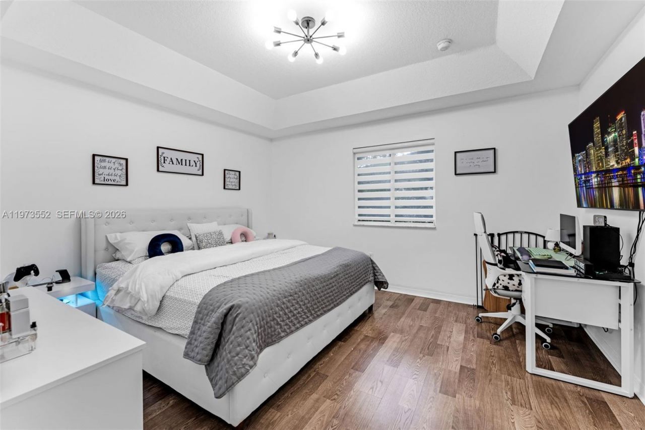 1687 SE 30th St, Homestead, FL 33035 Photo