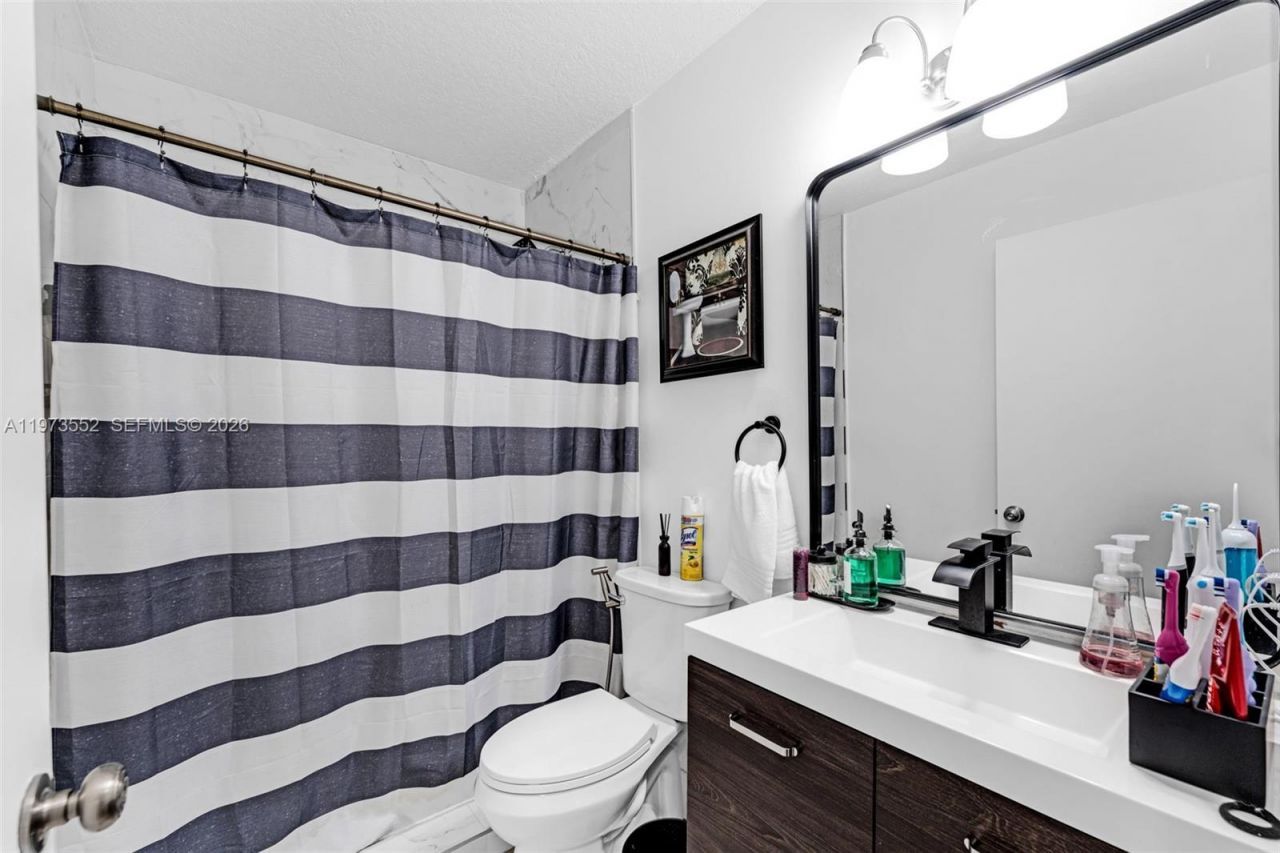 1687 SE 30th St, Homestead, FL 33035 Photo