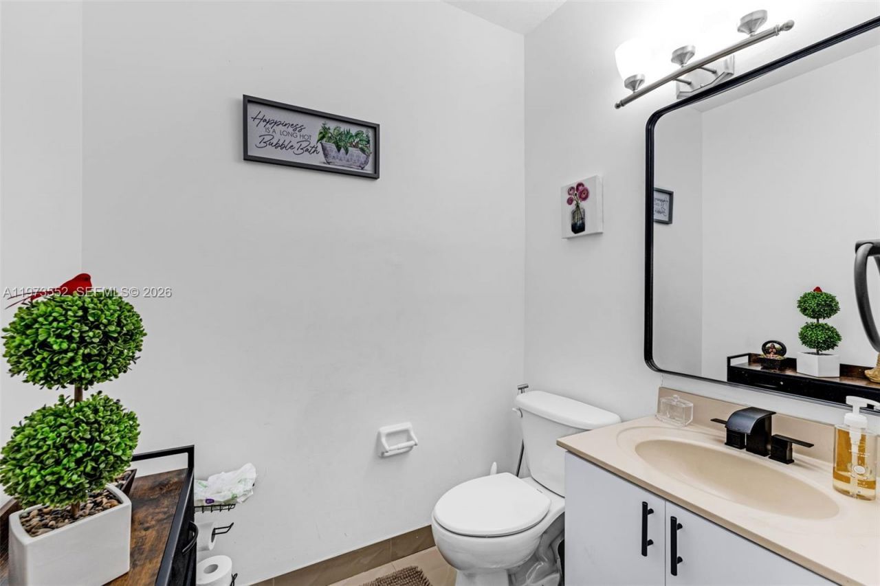 1687 SE 30th St, Homestead, FL 33035 Photo