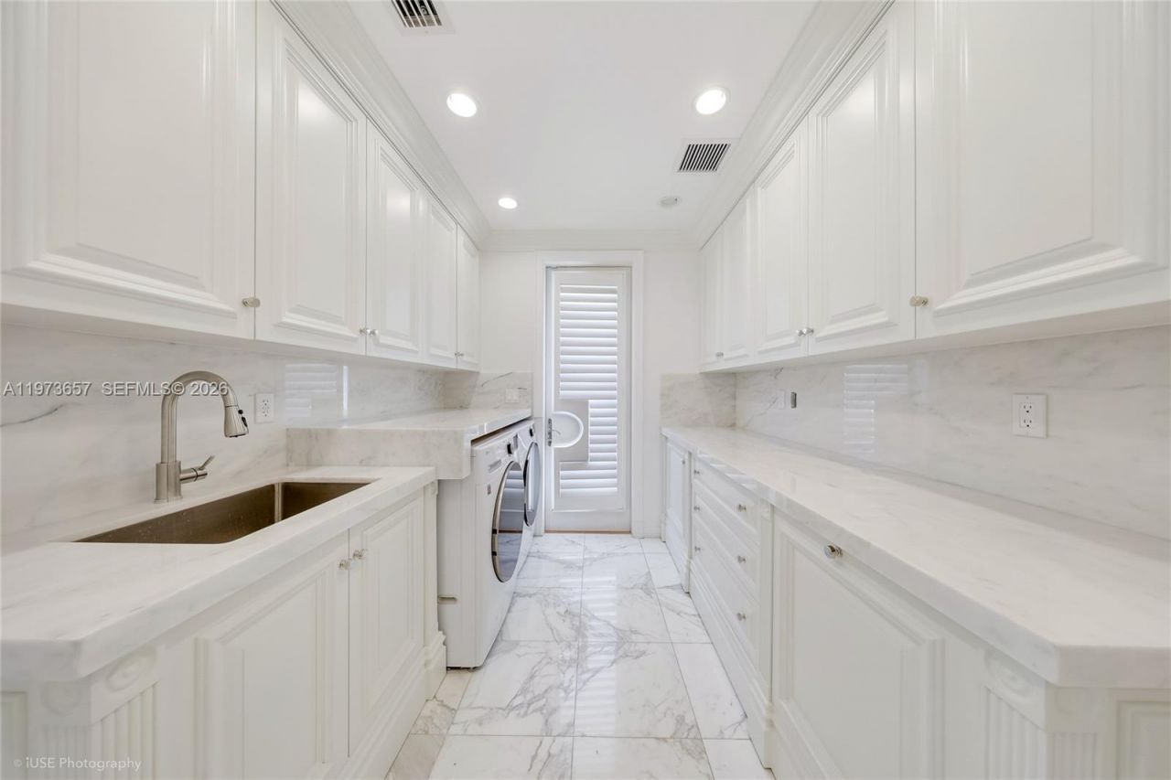 55 La Gorce Cir, Miami Beach, FL 33141 Photo